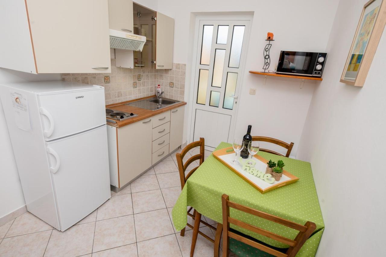 Barbat na Rabu Apartment Marisol Barbat מראה חיצוני תמונה